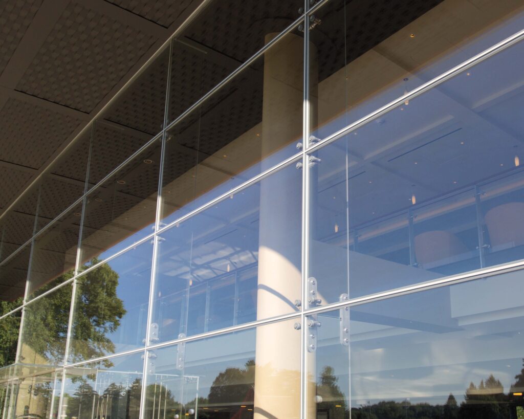 Structural glazing